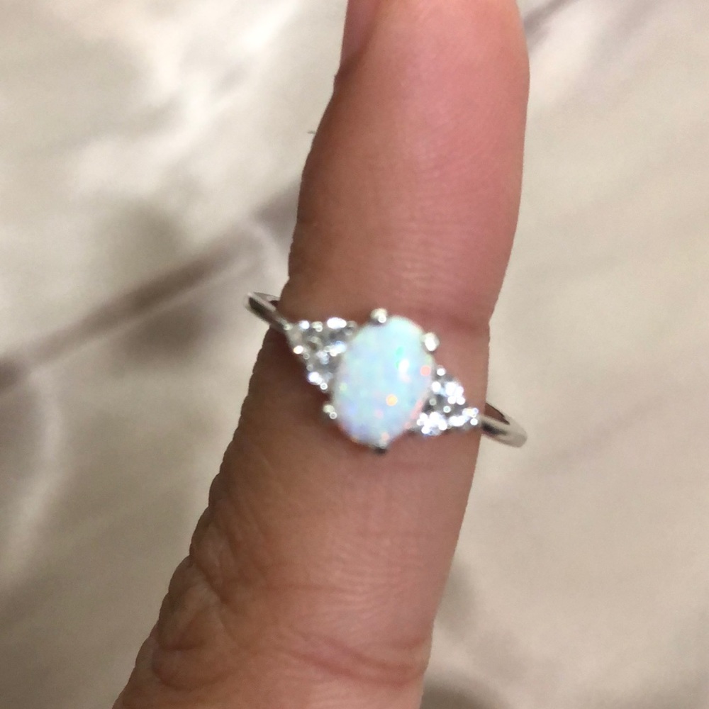 Opal ring - Picture 3 of 3